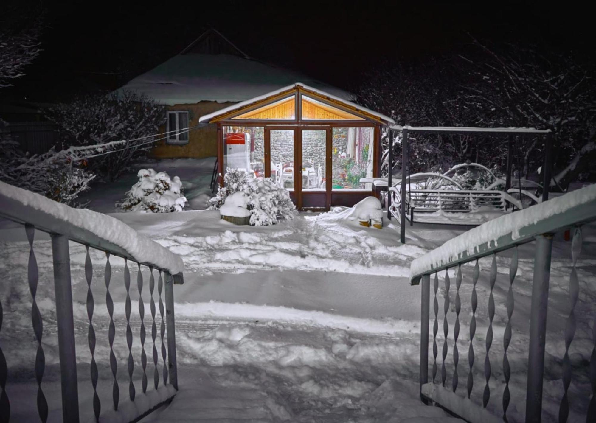 Family Hotel Maia - Cемейная Гостиница Майя Dashbashi Eksteriør bilde
